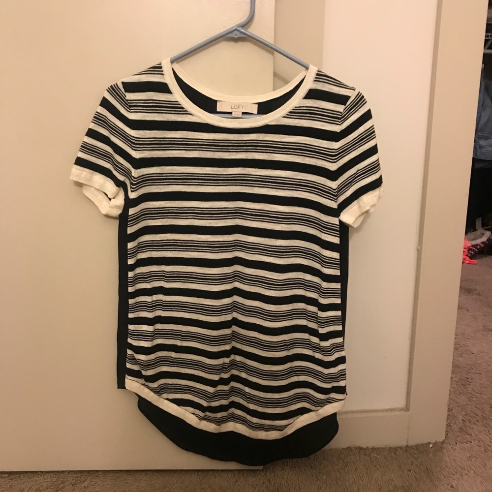 ✨Moving Sale✨ LOFT Striped Sweater Shirt